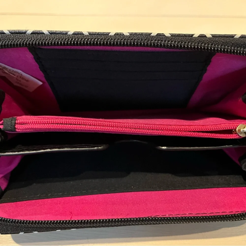 Wallet - Picture 2 of 2